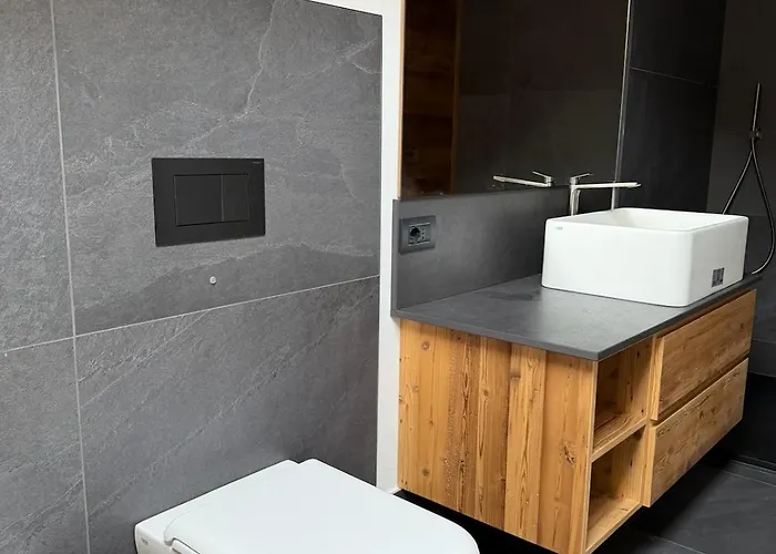 Urban Attic Apartment *